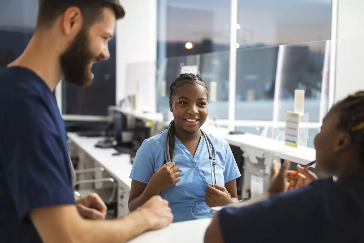 Side View Nurses Working Together